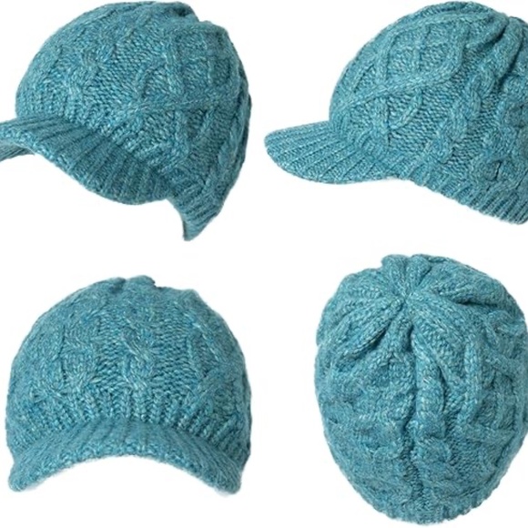 NWT Comhats Womens Winter Wool Knitted Billed Crochet Hat - Picture 1 of 8